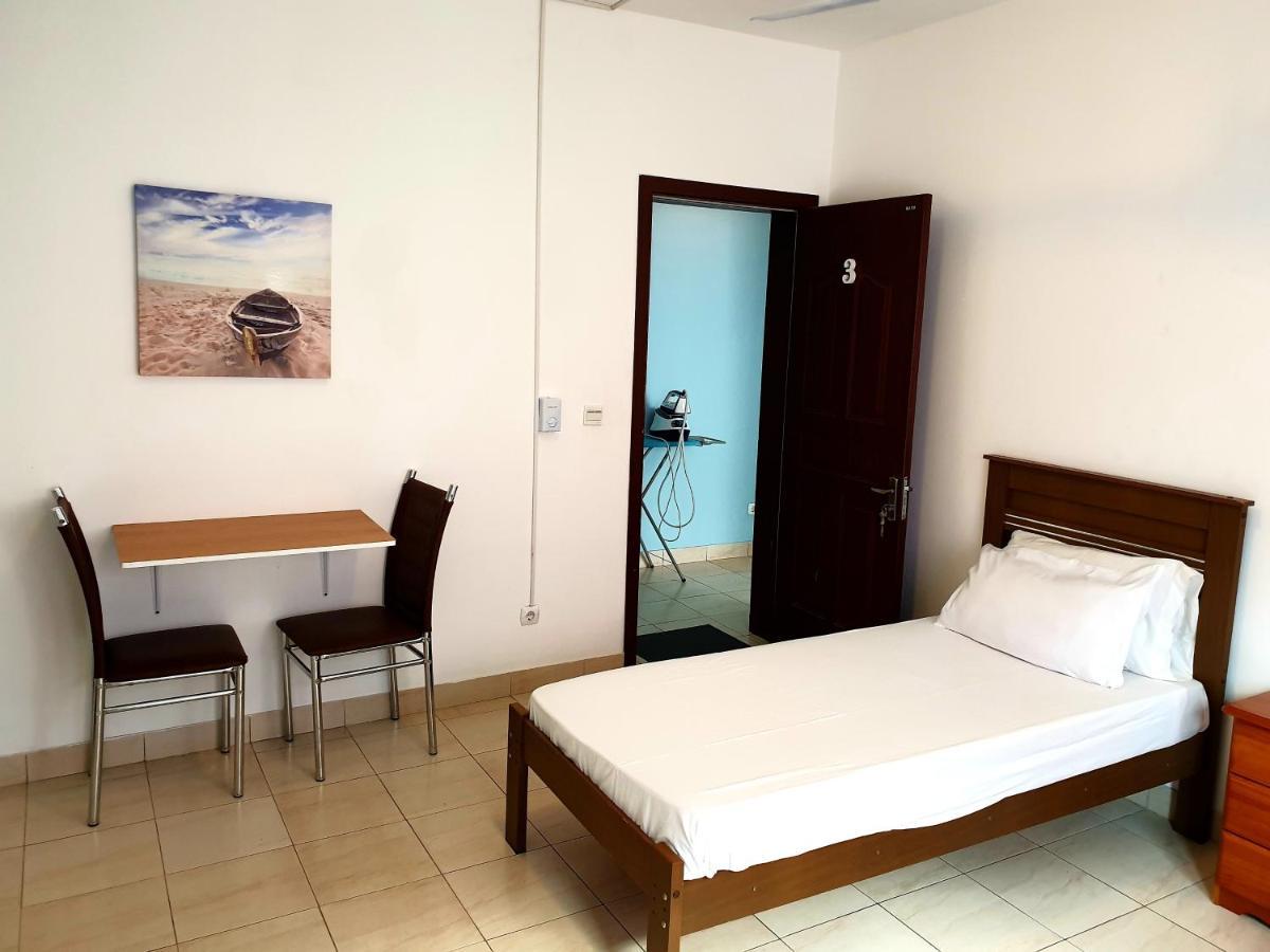 Guest House Mangui Baxu Rooms & Apartment Таррафал Екстер'єр фото