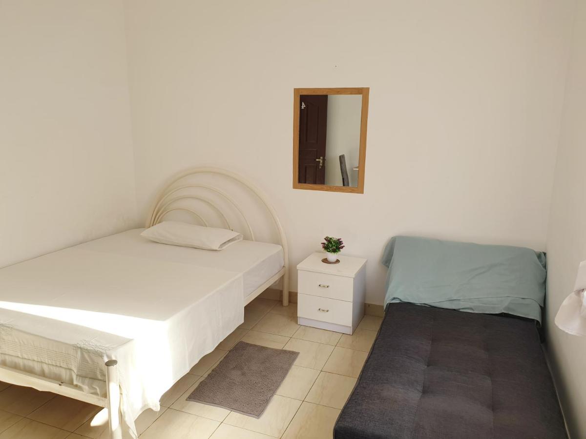 Guest House Mangui Baxu Rooms & Apartment Таррафал Екстер'єр фото