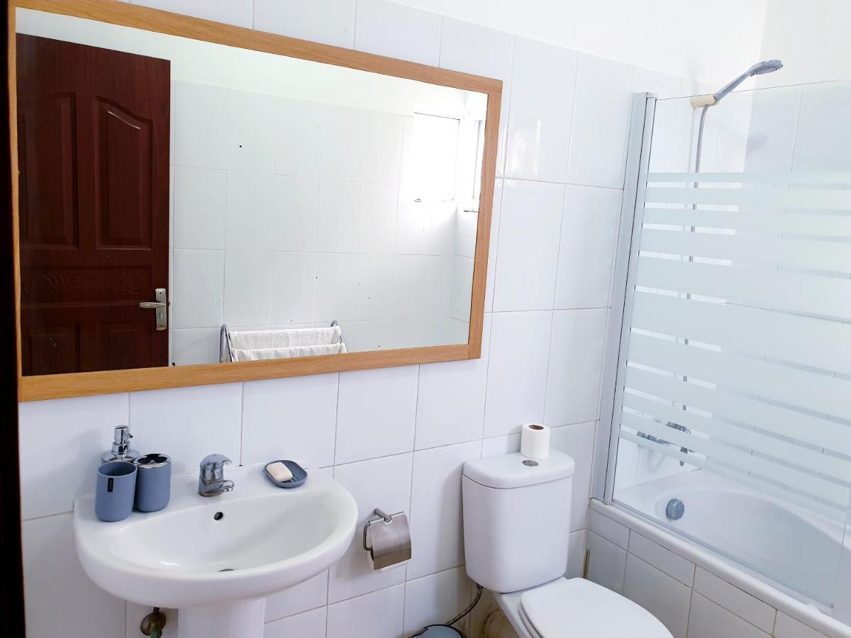 Guest House Mangui Baxu Rooms & Apartment Таррафал Екстер'єр фото